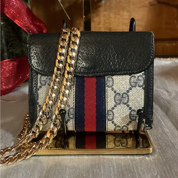 💎💎GUCCI WALLET ON CHAIN💎💎 - Picture 3 of 6